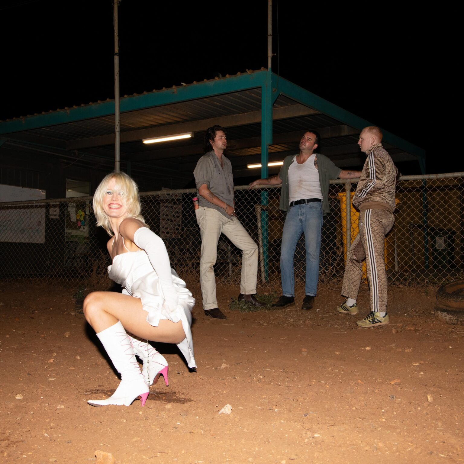 Amyl and the Sniffers anuncia show solo em São Paulo