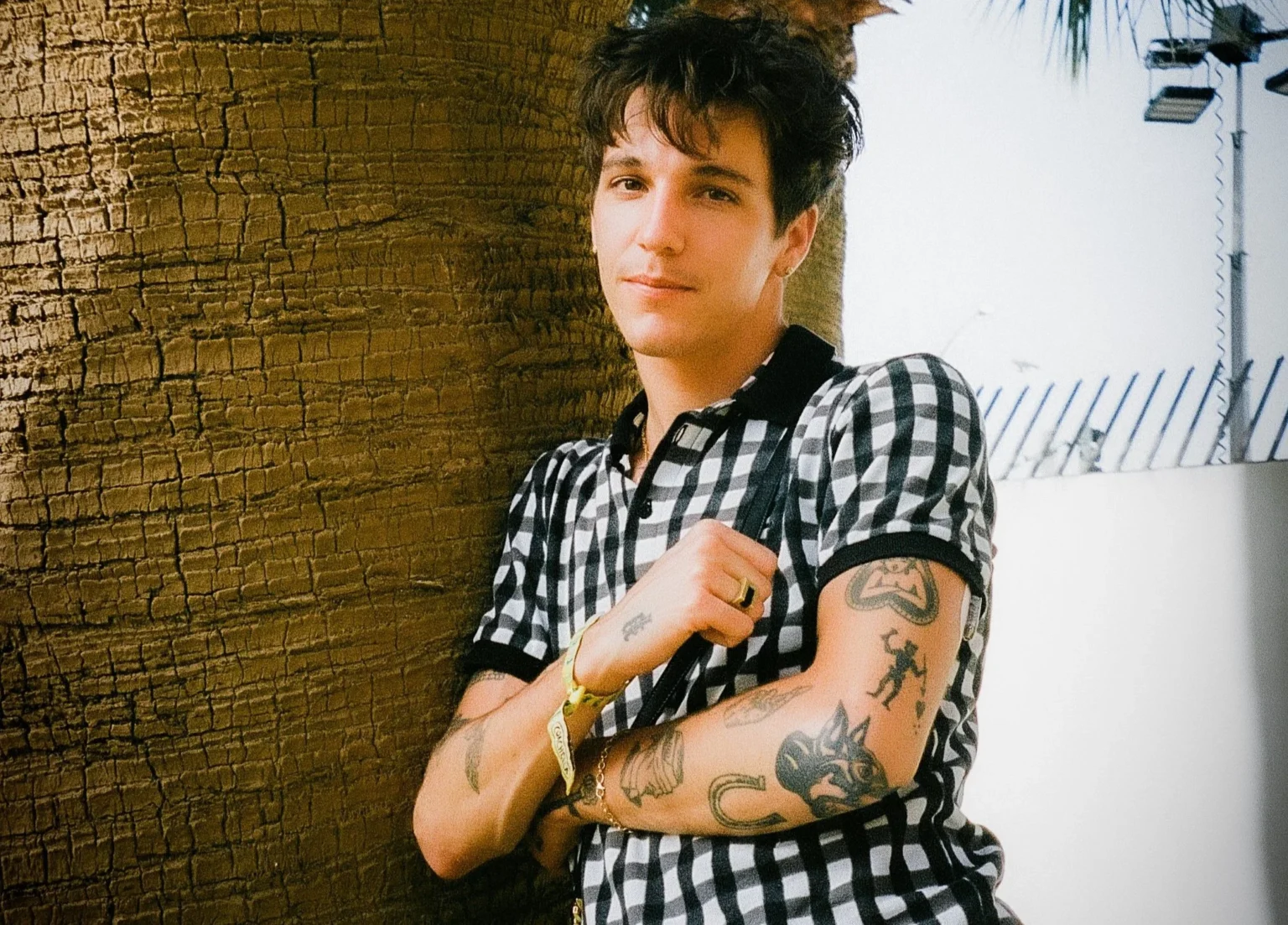 Role Model anuncia novo álbum “Chuck Timely & The Hourglass”