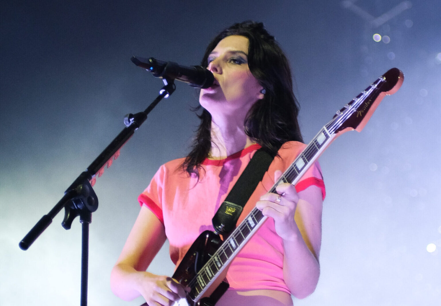 C6 Fest 2026: Wolf Alice estreia no Brasil com show poderoso e conquista público