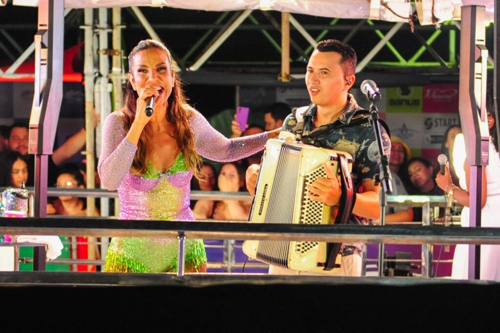 Terceira noite do Fortal mantém ritmo da micareta com Timbalada, Bell e Ivete