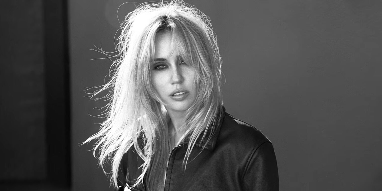 O Poder do ritmo e da entrega: O significado e o track by track de “Bass Persuades”, o novo álbum de Miley
