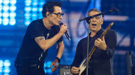 Rock in Rio 2026: Capital Inicial e Dado Villa-Lobos revivem clássicos do rock brasileiro e homenageiam Renato Russo Capital Inicial e Dado Villa-Lobos revivem clássicos do rock nacional e homenageiam Renato Russo