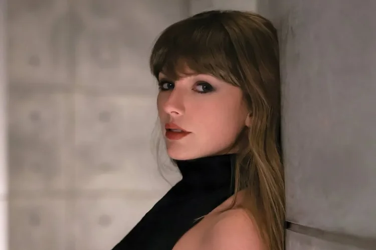 Taylor Swift anuncia novo single “Patient Zero” para 25 de setembro