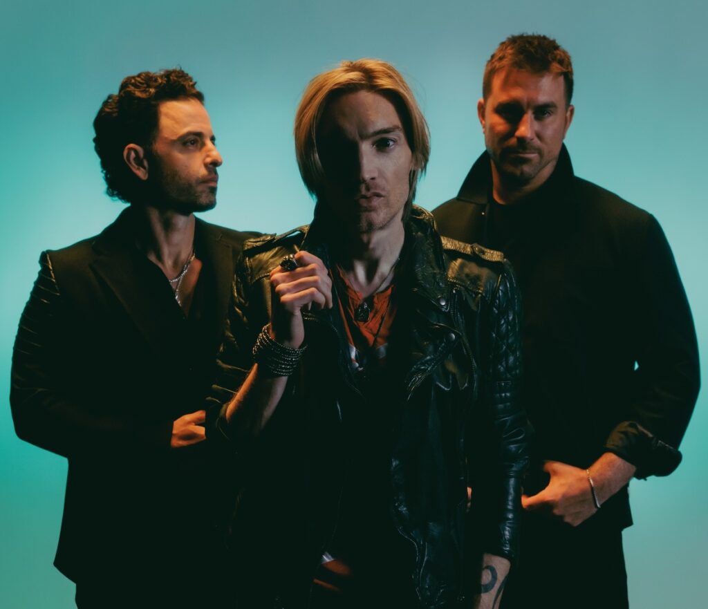 The Calling lança “Before The World Turns To Dust”, primeiro álbum de inéditas em 22 anos
