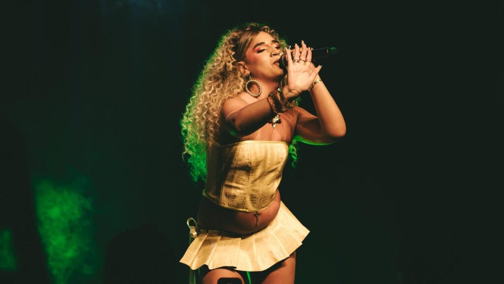 CAE apresenta músicas do álbum de estreia em show gratuito no Sesc Avenida Paulista