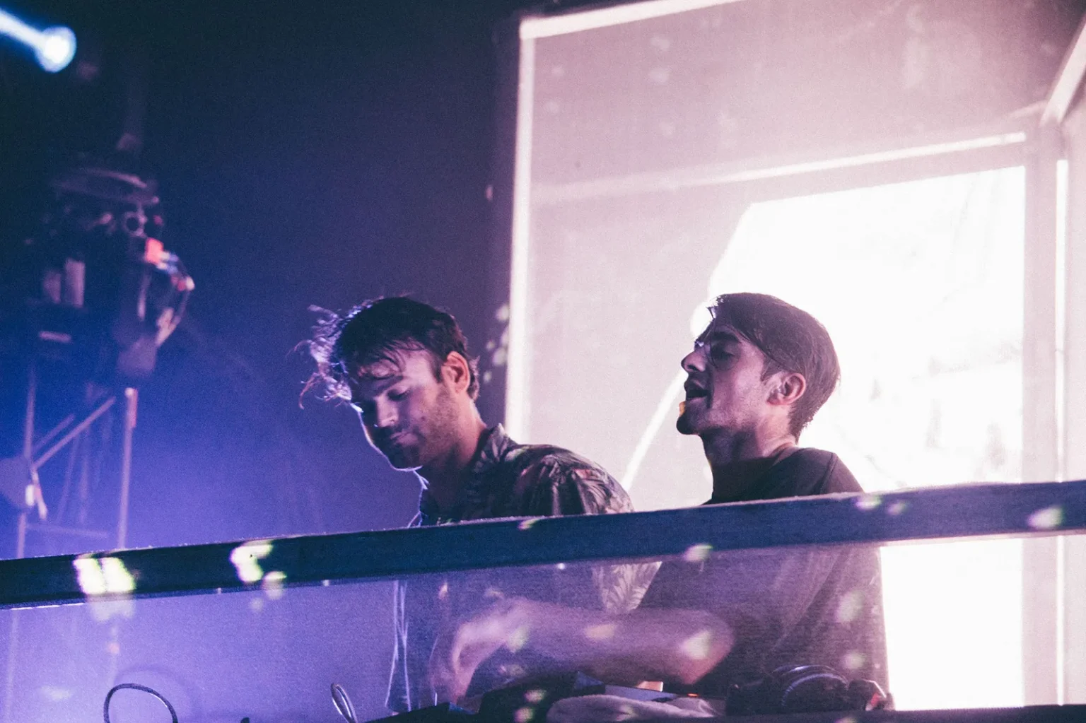 The Chainsmokers anuncia “BABY”, primeiro single em fase independente